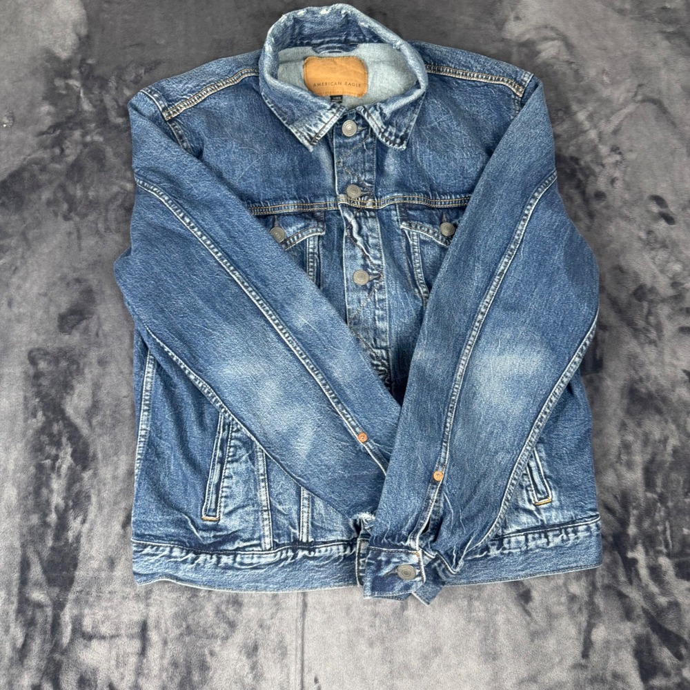 American Eagle Denim Jacket Mens Large Blue Distressed Trucker Jean Coat